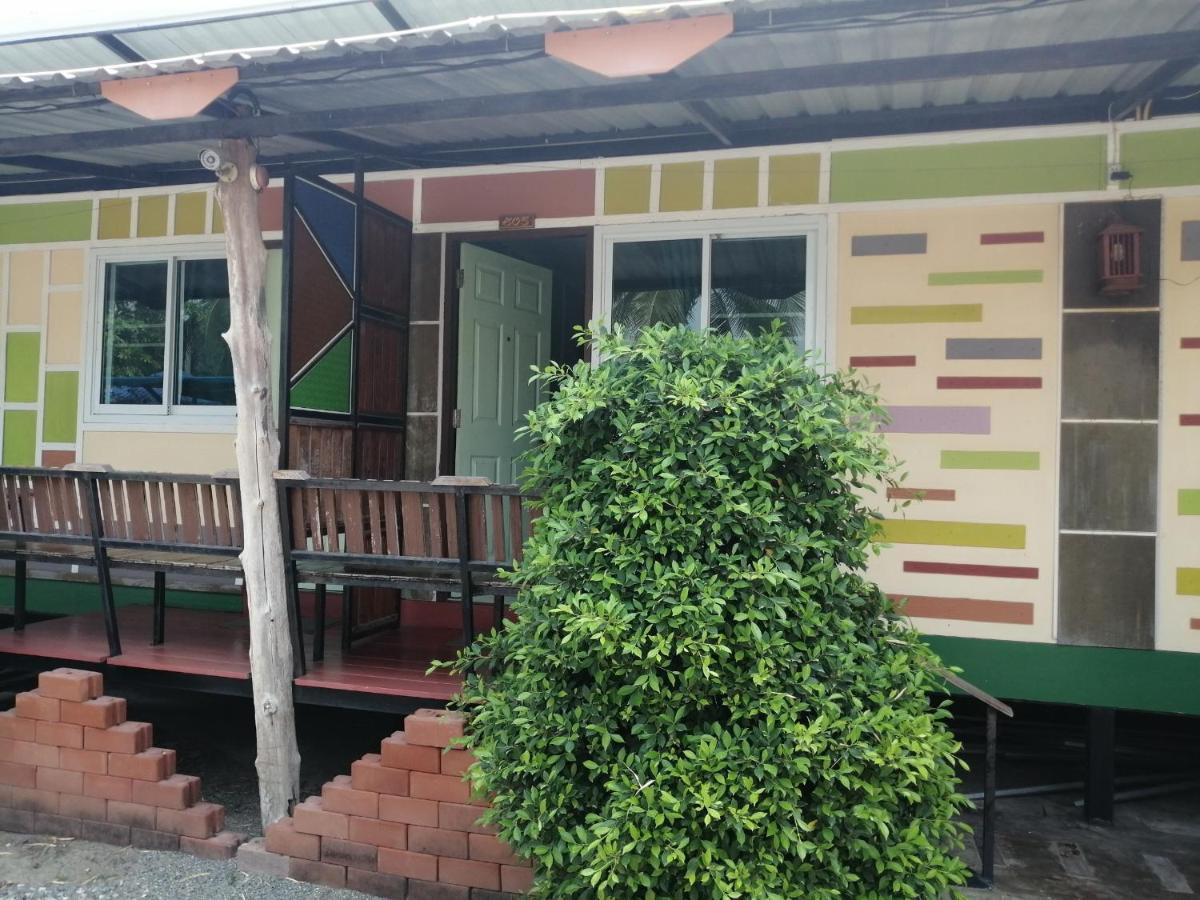 Phayuha Khirim Nang Phraya Resort מראה חיצוני תמונה