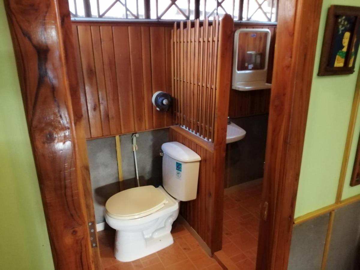 Phayuha Khirim Nang Phraya Resort מראה חיצוני תמונה